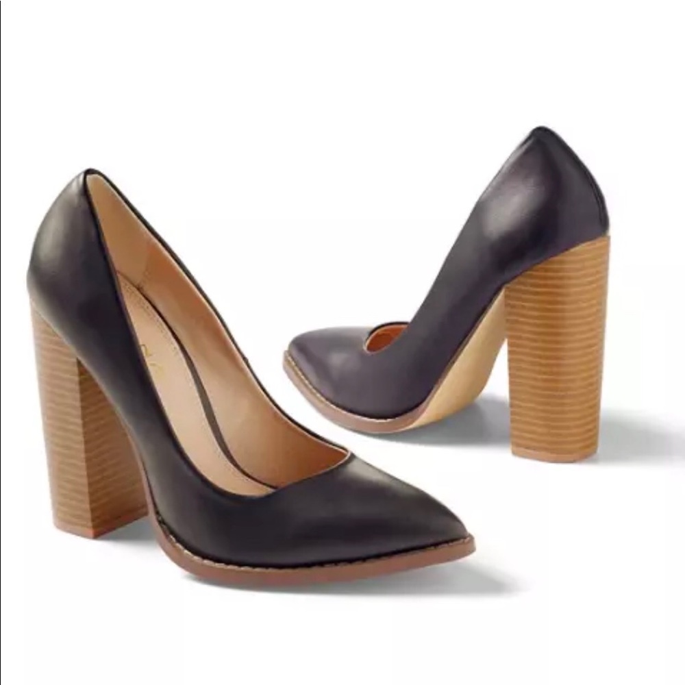 Venus womens black pointy toe chunky high heels